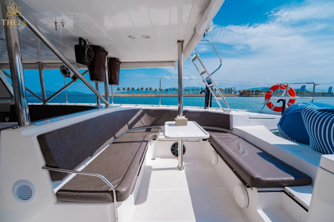 Sailing Yacht 1580 - Onyx