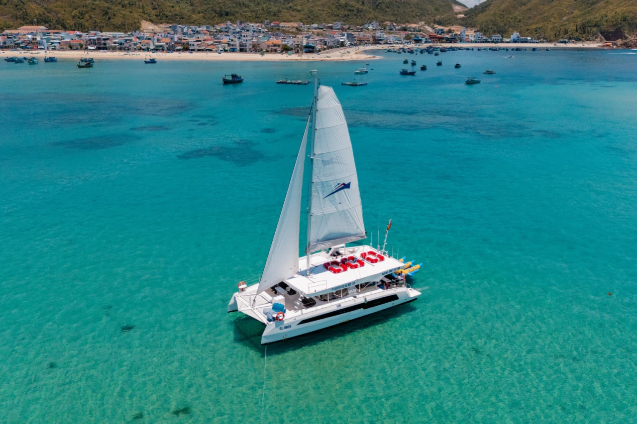 Sailing Yacht 1580 - Onyx